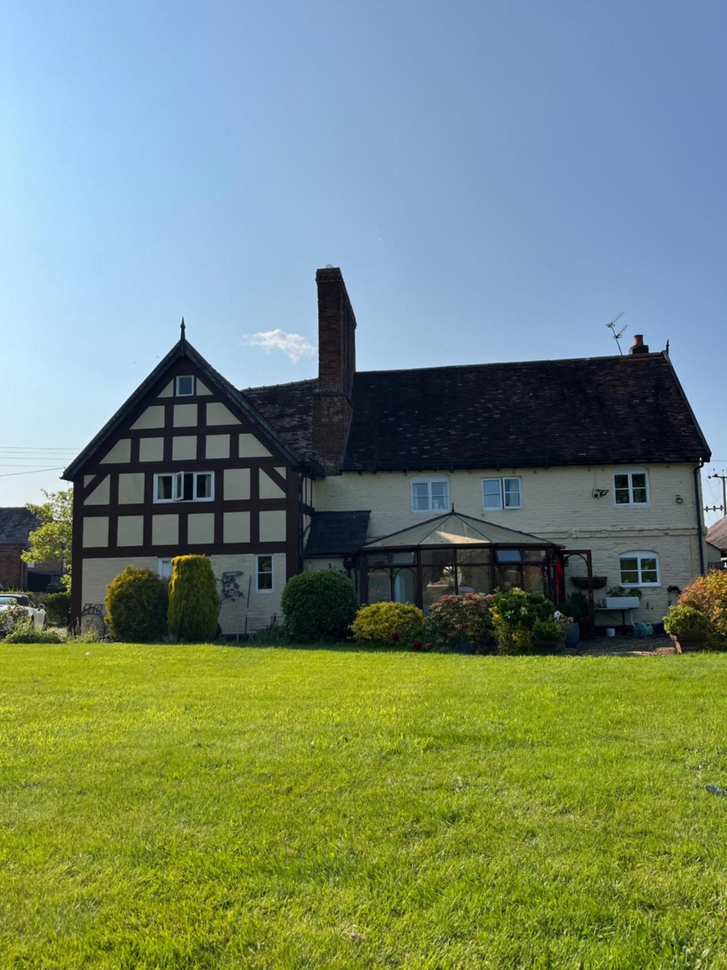 לינה וארוחת בוקר Loppington Spenford House 1640 Listed House Idilic Location Pub Walking Distance מראה חיצוני תמונה